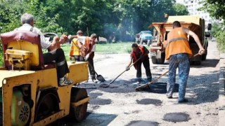 Майже 2 млн. грн. виділили на ремонт доріг Шевченківського району Львова
