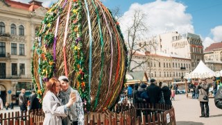 Туристам у Львові покажуть самобутні традиції Великоднього сніданку