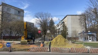 Частину вулиці Яворницького на тиждень закриють для транспорту