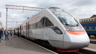Зі Львова запустили експериментальний поїзд Інтерсіті +