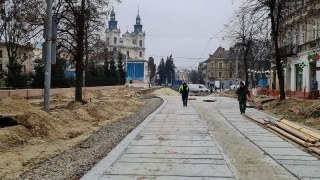У Львові вулицю Степана Бандери повністю відкривають для проїзду