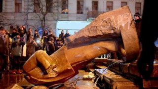 За 2 місяці впало 19 українських пам'ятників Леніну, – ЗМІ
