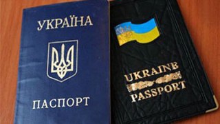 Львів'янин отримає паспорт лише з українською мовою