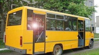 23 приміські автобусні маршрути у Львові досі не погодили з містом кінцеві зупинки