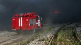 Внаслідок пожежі на нафтобазі у лікарні перебувають 10 осіб