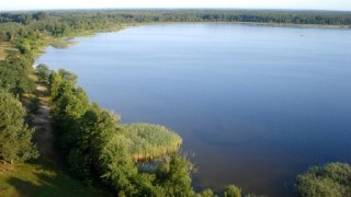 У Львівській області на озері зникла людина