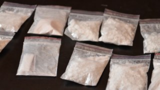 У квартирі львів'янина знайшли 14 пакетів із наркотиками