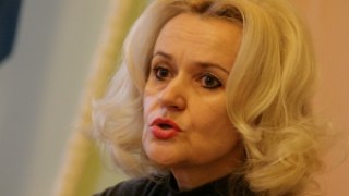 Ірина Фаріон звинуватила Табачника в тому, що російські букварі навмисно кращі за українські