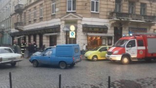 Невідомі вже втретє за тиждень замінували львівський ресторан «Прага»
