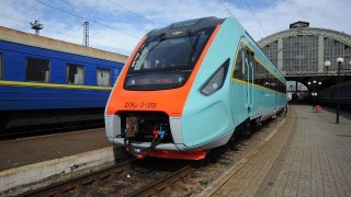 На Львівській залізниці змінюється розклад руху поїздів