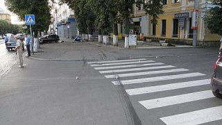 У Львові жінка за кермом автомобіля збила на "зебрі" пішохода