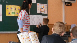 У Львові відкрили літню школу з вивчення англійської мови для бідних родин