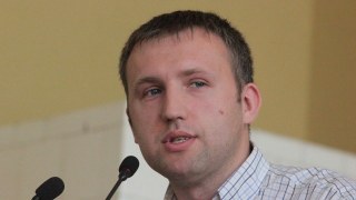 Кобзарєв платить Пундору 20 тисяч гривень у місяць за бульбашки з пухирцями