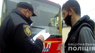 Водія автобуса Рава Руська – Львів оштрафують за те, що він не підвіз медика