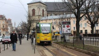 У Львові протестували проти підвищення вартості проїзду у трамваях та тролейбусах