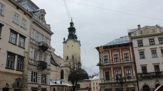 Львів'янина оштрафували за встановлення пластикових вікон у пам'ятці архітектури