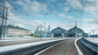 Львівська залізниця спростувала інформацію про нові потяги до Польщі