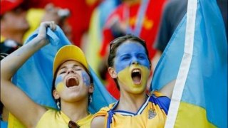 1400 українських футбольних фанатів потрапили у «чорний список» міліції