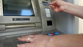 Кількість банкоматів на українських вулицях може зменшитися