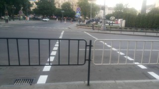 У центрі Львова заблокували пішохідний перехід