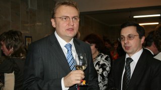 Львівські депутати не підтримали піар Садового зі звільненням чиновників
