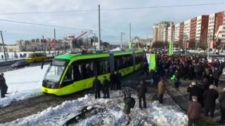 Оплачувати проїзд через Приватбанк у сихівському трамваї львів'яни зможуть до кінця року