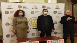 Охочих вакцинуватися у передсвятковий преіод на Львівщини поменшало