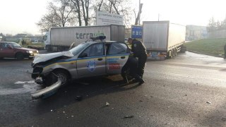 Поблизу Львова авто поліції охорони спричинило ДТП