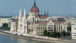 Угорщина збудує стіну уздовж кордону з Хорватією