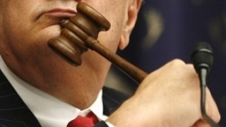 Прокуратура розслідує підробні рішення львівських суддів