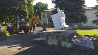 На Львівщині демонтували всі радянські пам'ятники