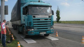 На Львівщині на 400 євро оштрафували вантажівки