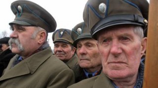 Суд вирішив, що львівські ветерани УПА надалі отримуватимуть доплату до пенсії