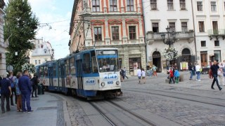 У центрі Львова тимчасово змінять маршрут трамваїв і тролейбуса