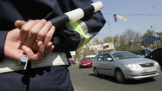 У Львові ДАІ затримало трьох водіїв із підробленими перепустками Євро-2012