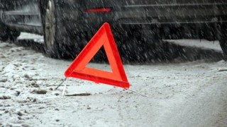 ДТП на Пустомитівщині: постраждали водій та пасажир авто