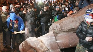 Львівські комуністи та ліві громадські організації закликали негайно зупинити безчинства учасників "євромайдану" у Києві