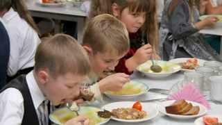 У Львові перевірять шкільні їдальні