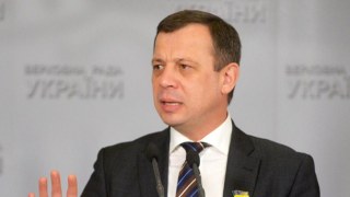 Нардеп Михайло Хміль працюватиме над політикою захисту та повернення українських заробітчан додому