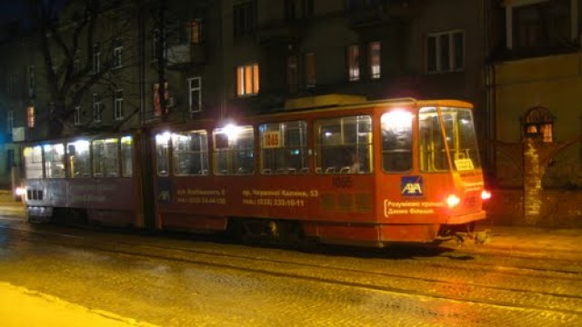 нічний трамвай