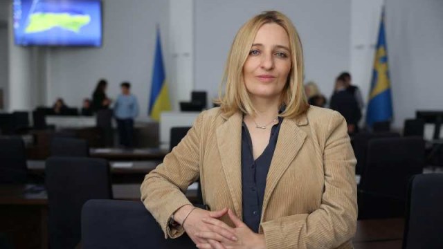 Депутатка Хомчин за рік заробила майже 400 тисяч гривень