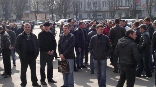 Пікет шахтарів на площі Червонограда