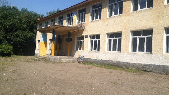 Школа у Новокалинівській ОТГ