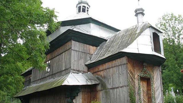 церква Святої Трійці в селі Воля-Гомулецька