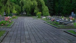 Регіонали впорядкувала військові меморіали Львова