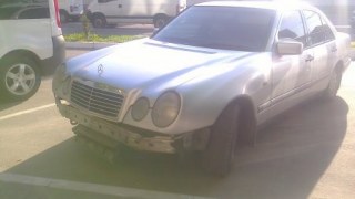 У Львові затримали Mercedes без номерного знаку та з камуфляжем у багажнику