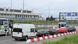 Черги на кордоні з Польщею: найбільша черга у Краківці