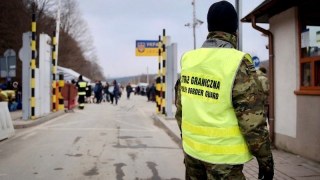До Польщі за добу прибуло майже 25 тисяч біженців з України