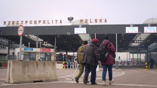 До Польщі прибули майже три мільйони біженців з України