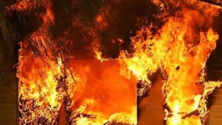 В Новому Роздолі троє людей постраждали внаслідок пожежі